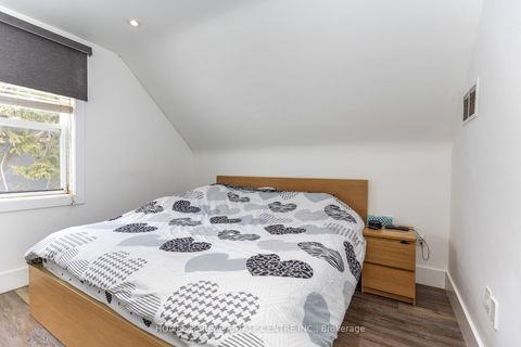 Photo 28 at 172 Calvington Drive, CFB, Toronto