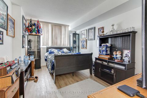 Photo 8 at 211 - 270 Davis Drive, Central Newmarket, Newmarket