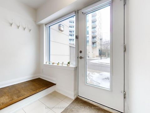 Photo 15 at 112 - 24 Woodstream Boulevard, Vaughan Grove, Vaughan