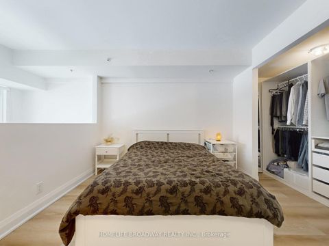 Photo 18 at 112 - 24 Woodstream Boulevard, Vaughan Grove, Vaughan