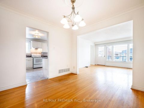 Photo 9 at 17 Cabana Drive, Humber Summit, Toronto