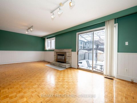 Photo 25 at 17 Cabana Drive, Humber Summit, Toronto