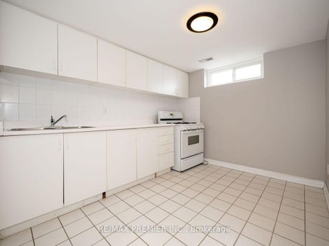 Photo 27 at 17 Cabana Drive, Humber Summit, Toronto