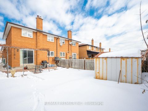 Photo 37 at 17 Cabana Drive, Humber Summit, Toronto