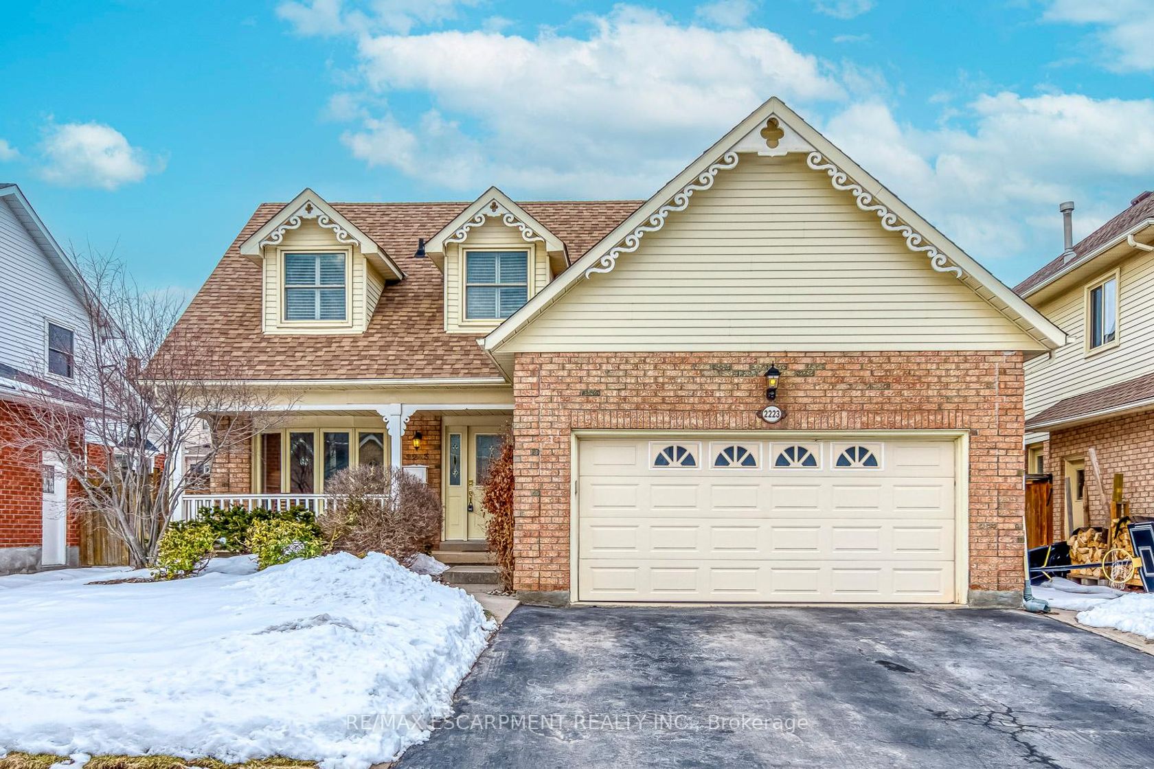 2223 Vista Drive, Headon, Burlington 