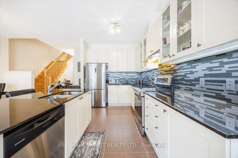 Photo 9 at 27 Radial Drive, Rural Aurora, Aurora