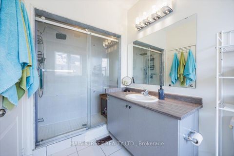 Photo 19 at 27 Radial Drive, Rural Aurora, Aurora