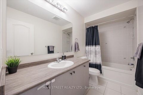 Photo 22 at 27 Radial Drive, Rural Aurora, Aurora