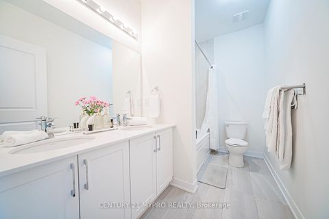 Photo 36 at 15 Howick Lane, South Richvale, Richmond Hill