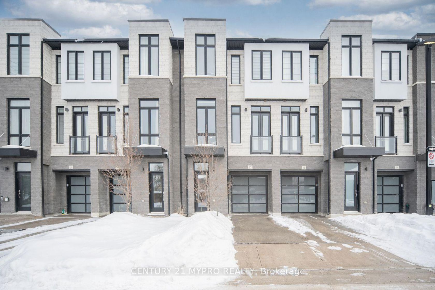 15 Howick Lane, South Richvale, Richmond Hill photo 4