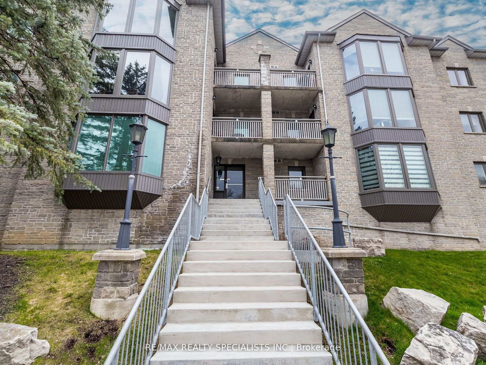 306 - 21 George Street, Aurora Village, Aurora photo 7