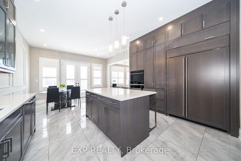 Photo 11 at 164 Milky Way Drive, Observatory, Richmond Hill