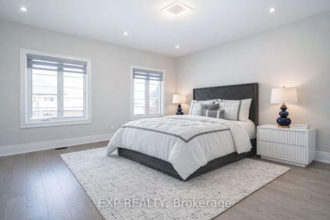 Photo 36 at 164 Milky Way Drive, Observatory, Richmond Hill