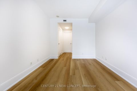 Photo 18 at 619 - 70 Roehampton Avenue, Mount Pleasant West, Toronto