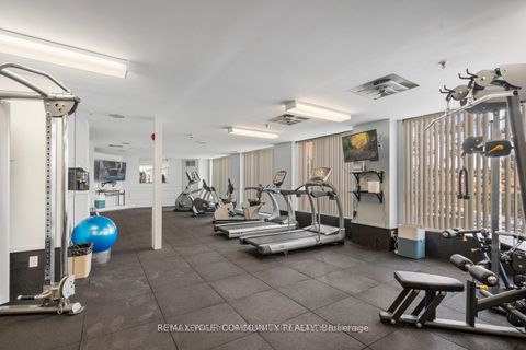 Photo 15 at 305 - 14924 Yonge Street, Aurora Highlands, Aurora