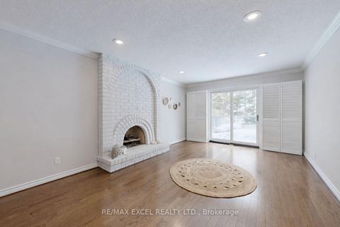 Photo 9 at 67 Rose Green Drive, Uplands, Vaughan