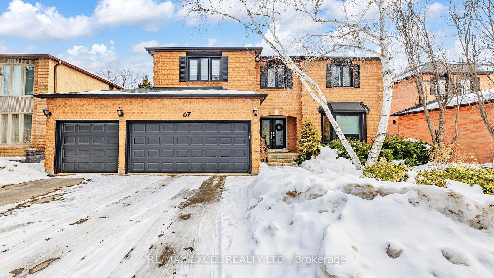 67 Rose Green Drive, Uplands, Vaughan photo number 2