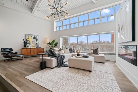 Photo 2 at 225 - 1173 Dundas Street E, South Riverdale, Toronto