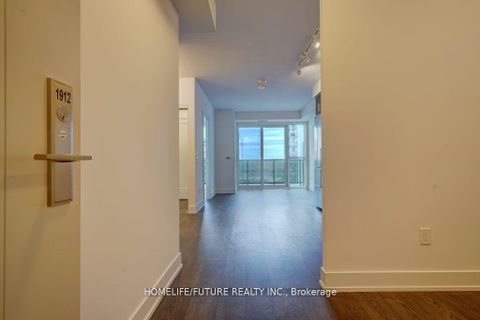 Photo 12 at 1912 - 2550 Simcoe Street N, Windfields, Oshawa