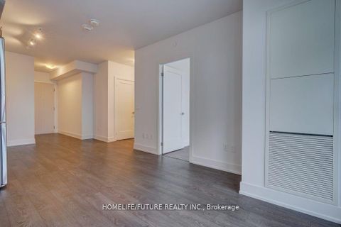 Photo 20 at 1912 - 2550 Simcoe Street N, Windfields, Oshawa