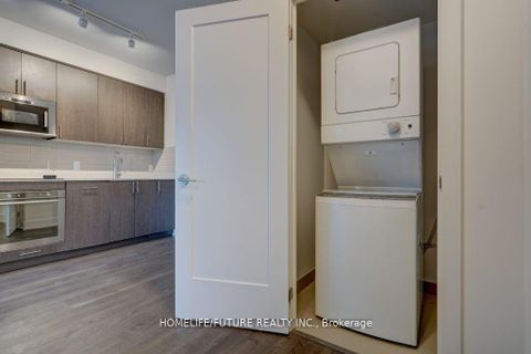 Photo 24 at 1912 - 2550 Simcoe Street N, Windfields, Oshawa