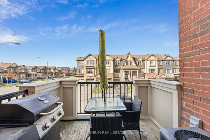 Photo 20 at 53 Colonel Frank Ching Crescent N, Fletcher's West, Brampton