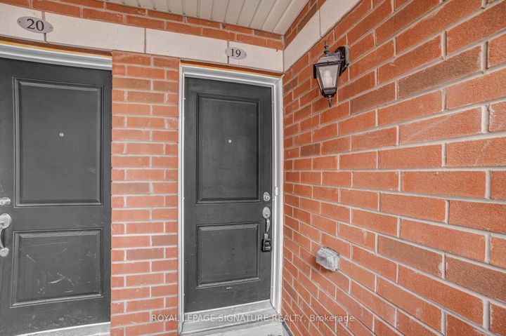 Photo 1 at 19 - 2492 Post Road, RO River Oaks, Oakville