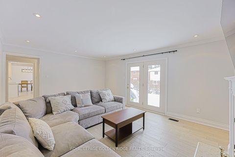 Photo 11 at 18 Deerpath Road, Donalda, Toronto