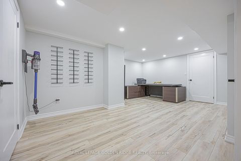 Photo 30 at 18 Deerpath Road, Donalda, Toronto