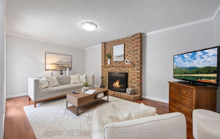 Photo 19 at 5 Vantage Circle, Streetsville, Mississauga