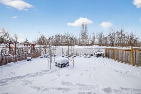 Photo 49 at 82 Lampkin Street, Sutton & Jackson's Point, Georgina