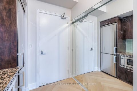 Photo 2 at 2009 - 352 Front Street W, Waterfront Communities C1, Toronto