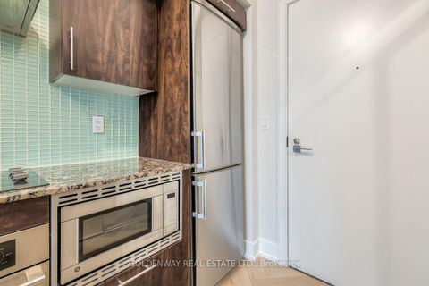 Photo 10 at 2009 - 352 Front Street W, Waterfront Communities C1, Toronto