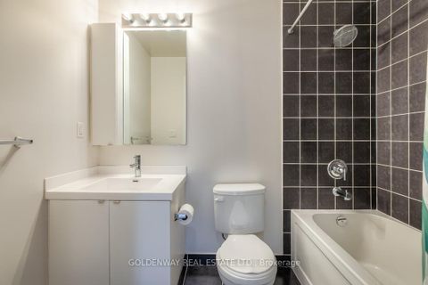 Photo 15 at 2009 - 352 Front Street W, Waterfront Communities C1, Toronto