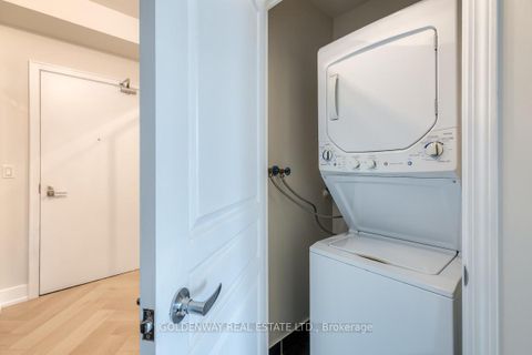 Photo 17 at 2009 - 352 Front Street W, Waterfront Communities C1, Toronto