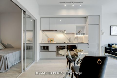 Photo 4 at Th05 - 9 Buttermill Avenue W, Vaughan Corporate Centre, Vaughan