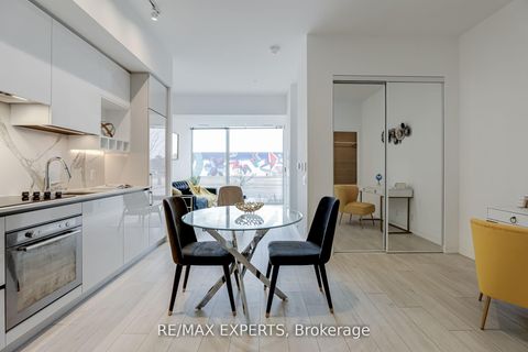 Photo 7 at Th05 - 9 Buttermill Avenue W, Vaughan Corporate Centre, Vaughan