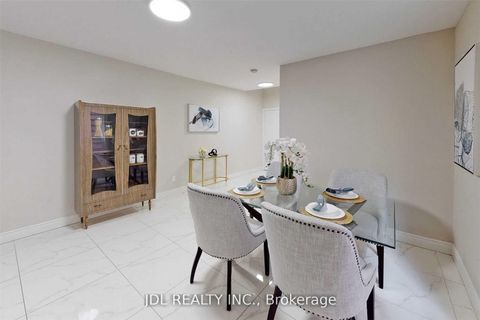 Photo 7 at 216 Mc Caul Street, Chinatown, Toronto