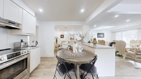 Photo 11 at 19 Clancy Drive, Don Valley Village, Toronto