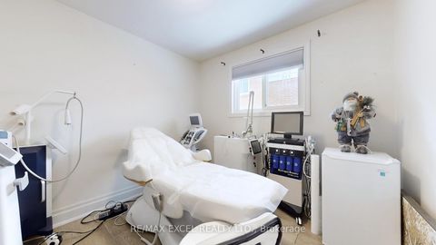 Photo 17 at 19 Clancy Drive, Don Valley Village, Toronto