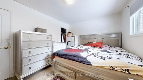 Photo 21 at 19 Clancy Drive, Don Valley Village, Toronto