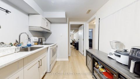 Photo 31 at 19 Clancy Drive, Don Valley Village, Toronto