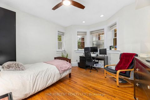 Photo 5 at 2 - 68 Kendal Avenue, Annex, Toronto