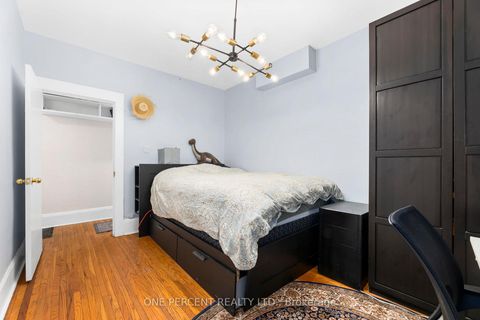 Photo 10 at 2 - 68 Kendal Avenue, Annex, Toronto