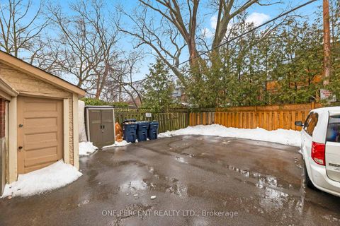 Photo 19 at 2 - 68 Kendal Avenue, Annex, Toronto