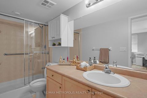 Photo 11 at 216 - 2500 Rutherford Road, Maple, Vaughan