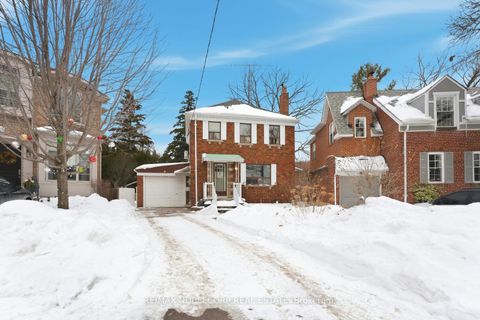 Photo 2 at 51 Glenavy Avenue, York Mills, Toronto