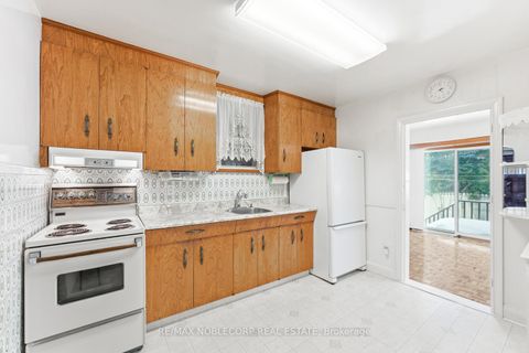 Photo 18 at 51 Glenavy Avenue, York Mills, Toronto