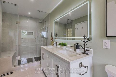 Photo 25 at 429 North Lake Road, Oak Ridges Lake Wilcox, Richmond Hill