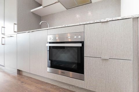 Photo 10 at 6003 - 100 Harbour Street, Waterfront Communities C1, Toronto